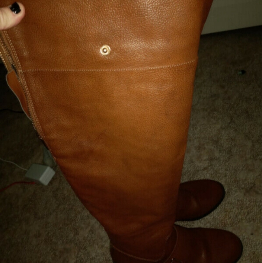 Clothes - Picture 3 of 4